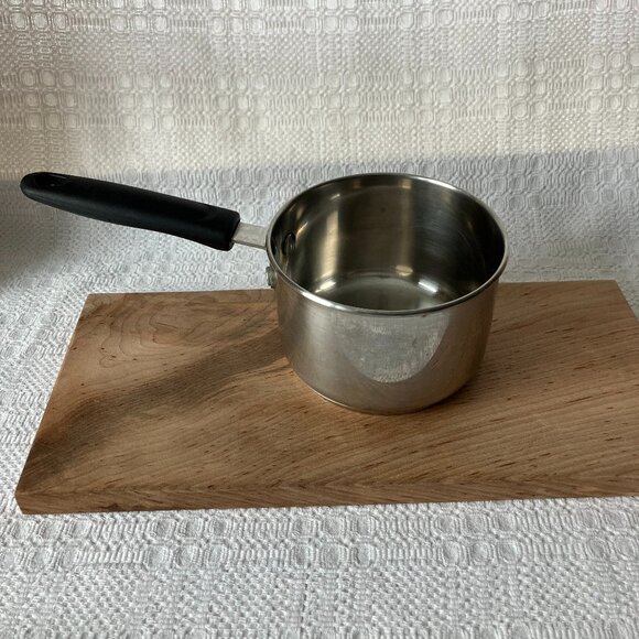 Altiva Stainless Steel 1.5QT Sauce Pan, Excellent Used Condition - Picture 1 of 8
